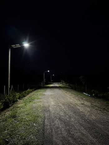 Diy Solar Street Lightติดตั้งที่จ.นครสวรรค์