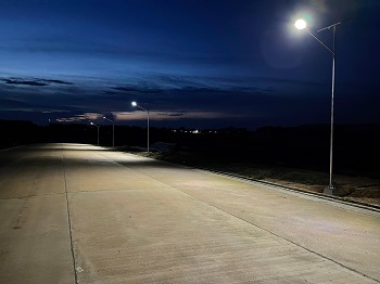 ผลงานติดตั้งเสาไฟโซล่าเซลล์แบบแยกตู้แยกแผง